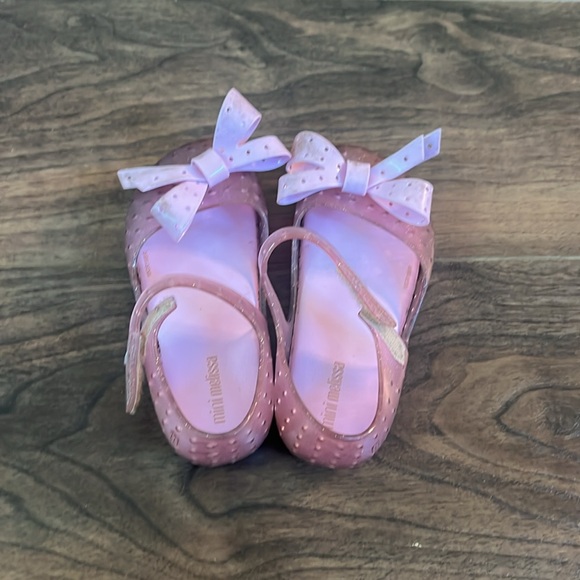 Mini Melissa - Picture 3 of 4